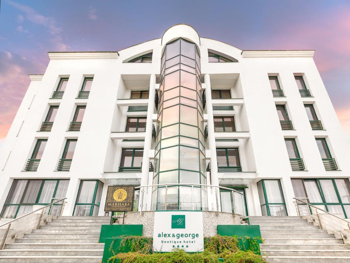 Alex&George Boutique Hotel Клуж-Напока Екстер'єр фото