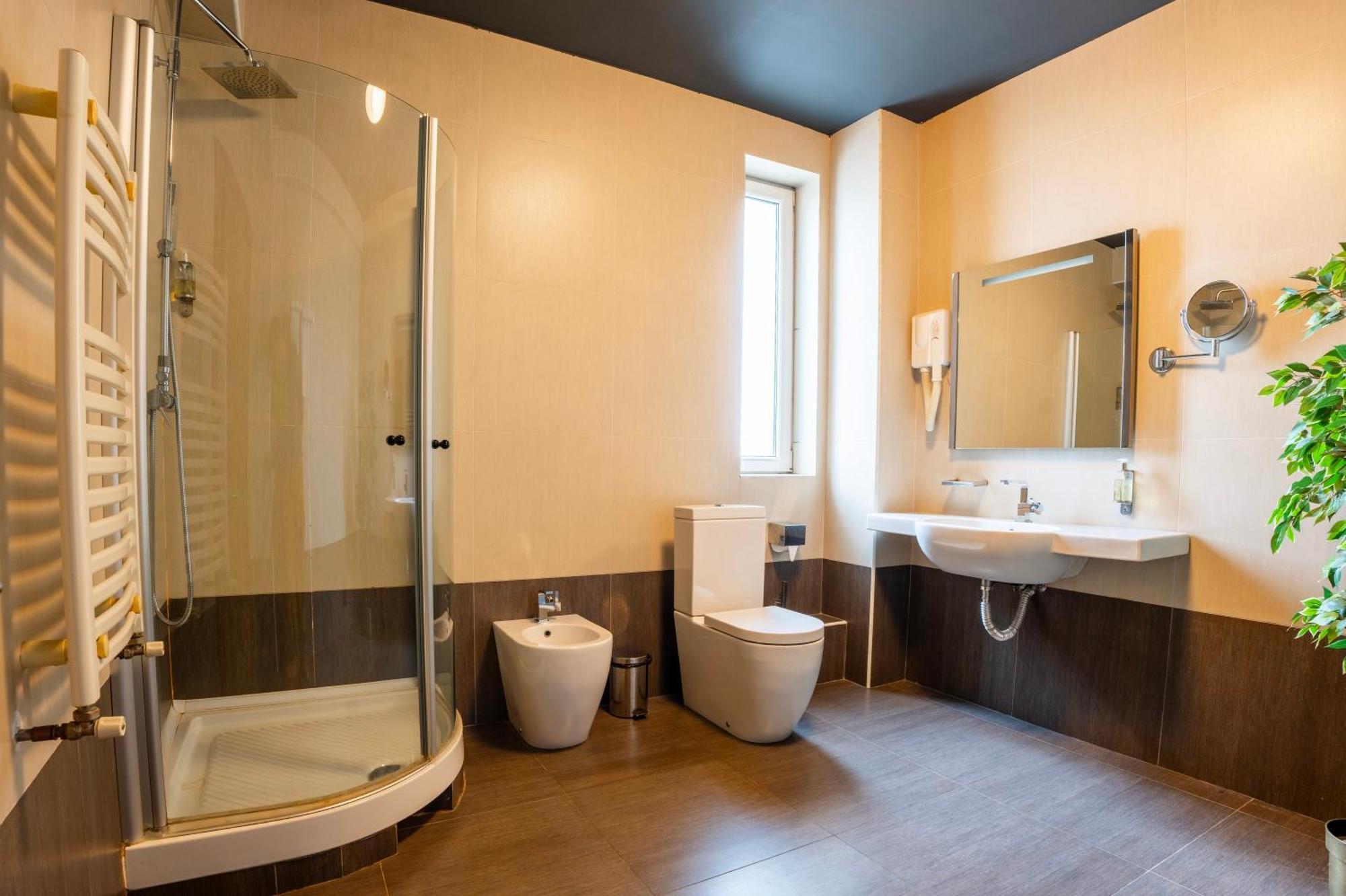 Alex&George Boutique Hotel Клуж-Напока Екстер'єр фото